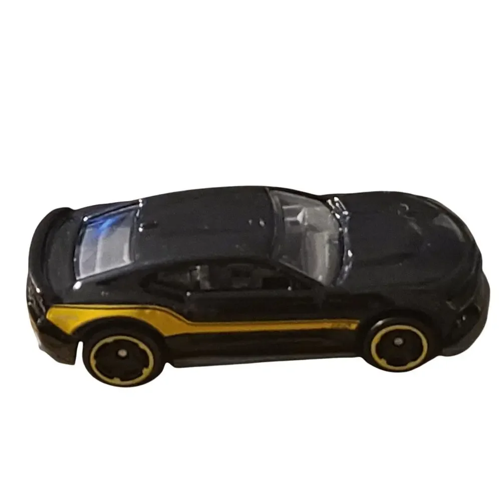 2018 Hot Wheels #312 Muscle Mania 2017 Camaro ZL1 black